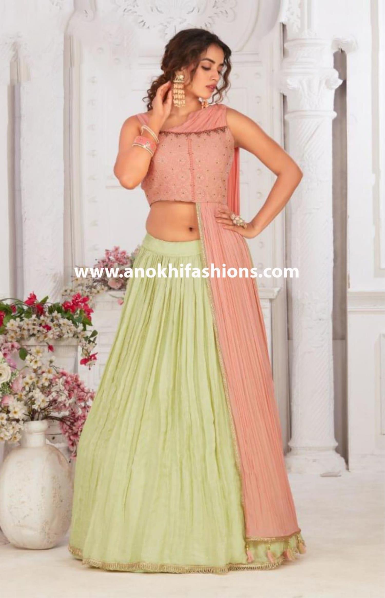 Peach & Champagne Skirt Set | Peach lehenga, Organza lehenga, Fashionable  saree blouse designs